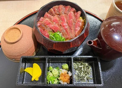 肉まぶし専門店 稀MARE